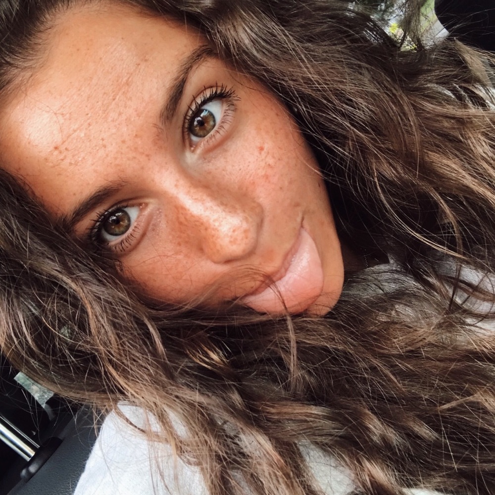 Meet your Posher, Brianna